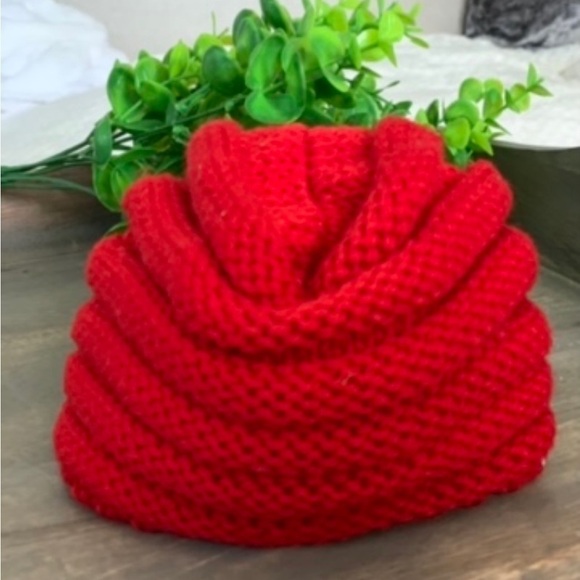 Santa Baby Girl’s Hat - Picture 6 of 6